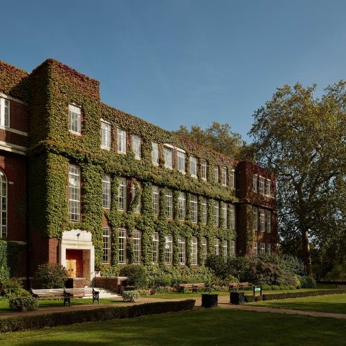 Regent's University London